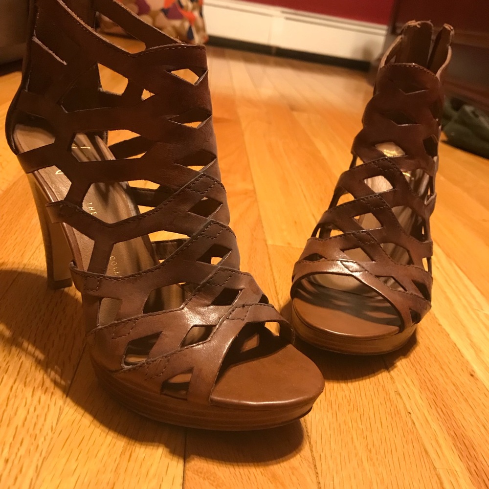 Franko Sarto cage heels sz 7 brown leather mega